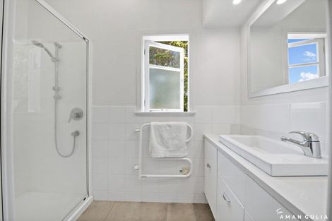Photo of property in 94 Sylvia Road, Hillcrest, Auckland, 0627