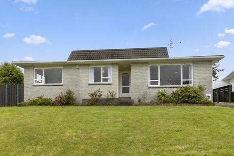 Photo of property in 16 Otira Grove, Kelson, Lower Hutt, 5010
