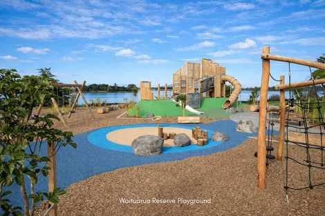 Photo of property in 30 Waituarua Drive, Takanini, 2112