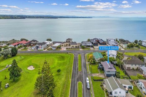 Photo of property in 3 Stella Drive, Clarks Beach, 2122