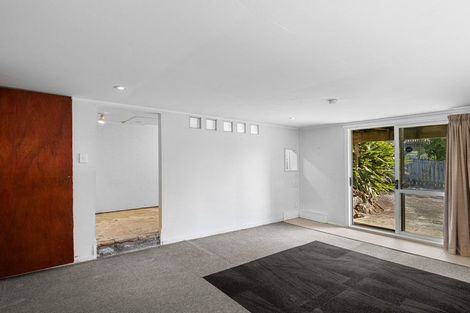 Photo of property in 8 Weatherly Road, Torbay, Auckland, 0630