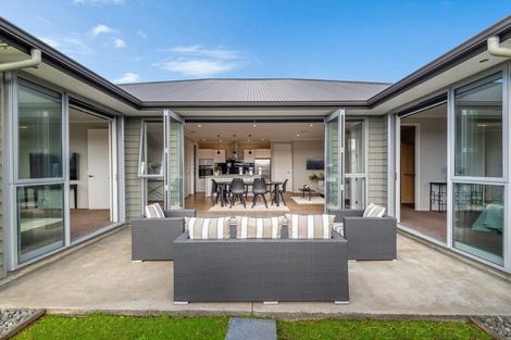 Photo of property in 16 Major Henry Greens, Silverdale, 0932