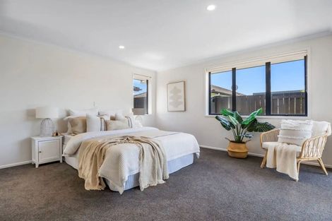Photo of property in 719 Gloucester Road, Papamoa Beach, Papamoa, 3118