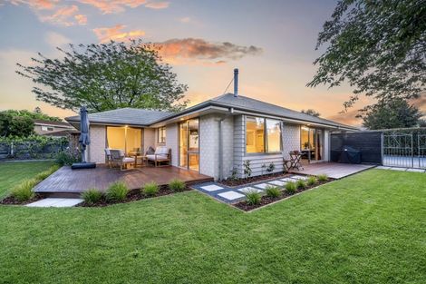 Photo of property in 14a Taunton Place, Rangiora, 7400