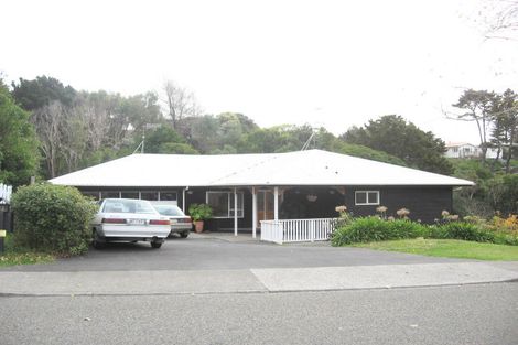 Photo of property in 23 Renown Road, Raumati South, Paraparaumu, 5032