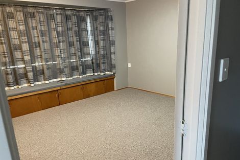 Photo of property in 166 Carlisle Road, Northcross, Auckland, 0632