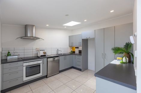 Photo of property in 40 Margaret Road, Raumati Beach, Paraparaumu, 5032