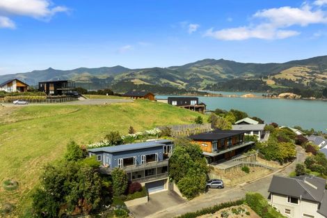 Photo of property in 11 Manuka Terrace, Duvauchelle, 7581