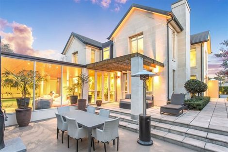 Photo of property in 54 Idris Road, Fendalton, Christchurch, 8052