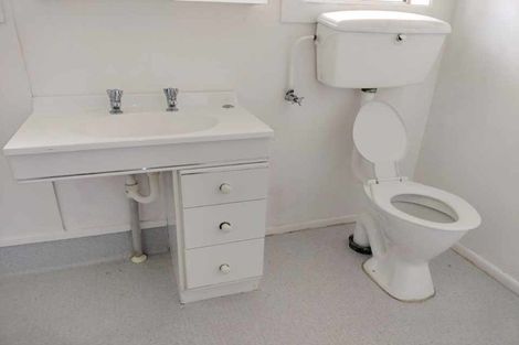 Photo of property in 14 Charles Street, Tokoroa, 3420