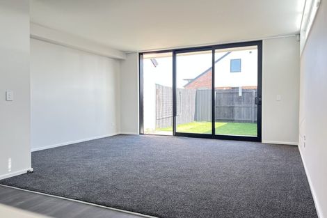 Photo of property in 2/21 Montreal Street, Sydenham, Christchurch, 8023