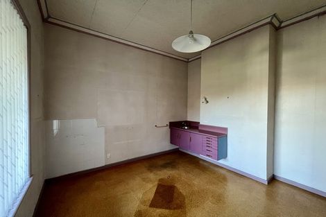 Photo of property in 53 Havelock Road, Havelock North, 4130