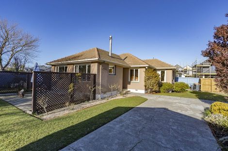 Photo of property in 61 Evesham Crescent, Spreydon, Christchurch, 8024