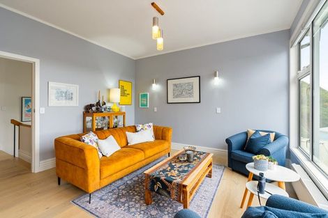 Photo of property in 2 Maida Vale Road, Roseneath, Wellington, 6011