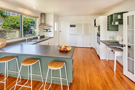 Photo of property in 16b Saint Edmund Crescent, Tawa, Wellington, 5028