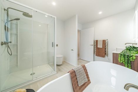 Photo of property in 4 Mcmillan Lane, Wallaceville, Upper Hutt, 5018