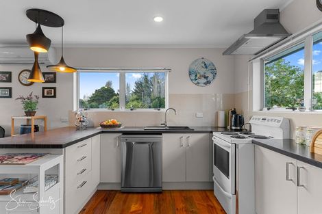 Photo of property in 86 Matakohe Wharf Road, Matakohe, 0593