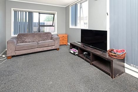 Photo of property in 5 Bundena Place, Clendon Park, Auckland, 2103