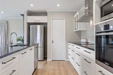 Photo of property in 49 Willowside Place, Amberley, 7410