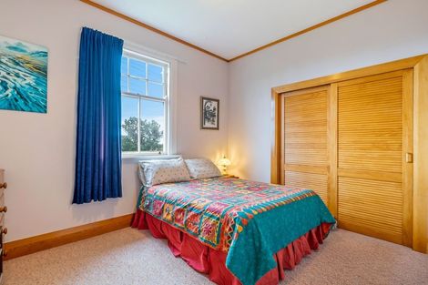 Photo of property in 69 Tilley Road, Paekakariki, 5034