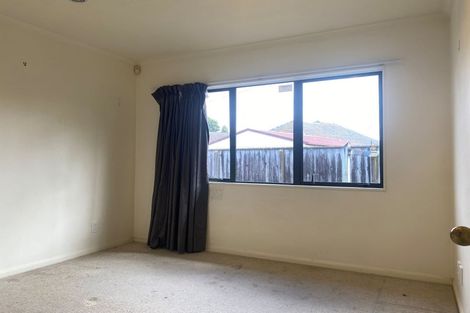 Photo of property in 146a Whites Line East, Waiwhetu, Lower Hutt, 5010
