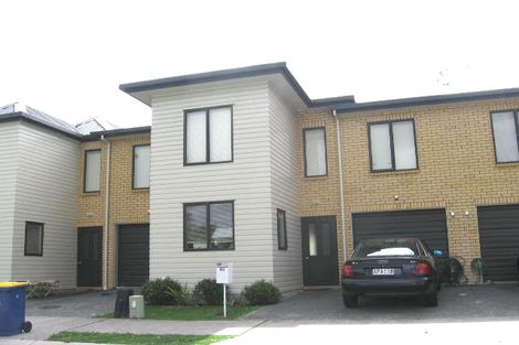 Photo of property in 45 Barnea Circle, Glen Eden, Auckland, 0602