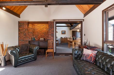 Photo of property in 16 Woodstock Place, Russley, Christchurch, 8042