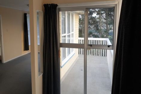 Photo of property in 12a Maraval Crescent, Grenada Village, Wellington, 6037