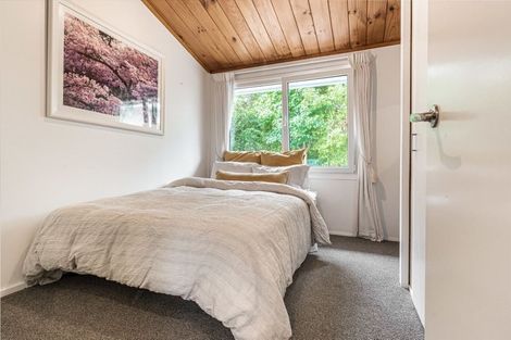 Photo of property in 1/6a Sunnynook Road, Sunnynook, Auckland, 0620