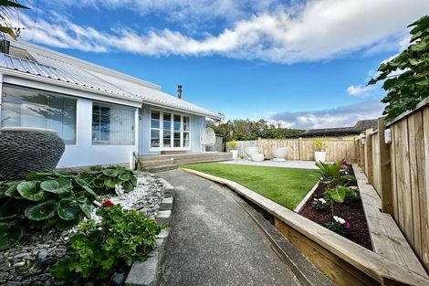 Photo of property in 3a The Esplanade, Raumati South, Paraparaumu, 5032