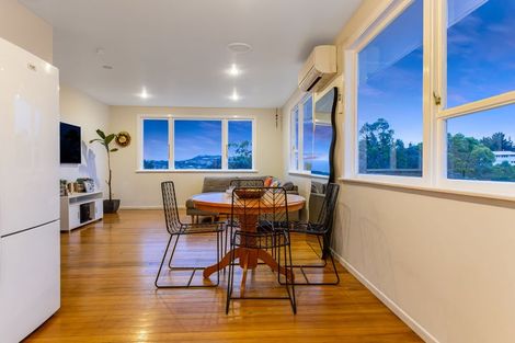 Photo of property in 16 Sasanof View, Ascot Park, Porirua, 5024