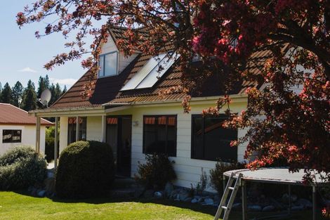 Photo of property in 15 Hamilton Drive, Lake Tekapo, 7999