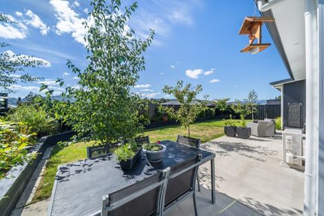 Photo of property in 6 Mcmillan Lane, Wallaceville, Upper Hutt, 5018