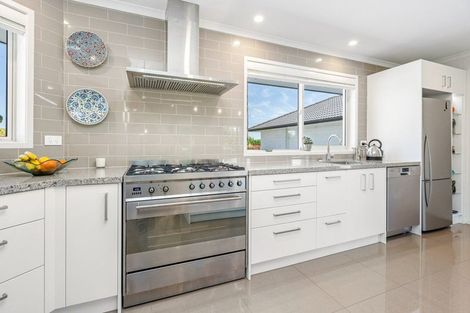 Photo of property in 9 Summerfield Way, Parahaki, Whangarei, 0112