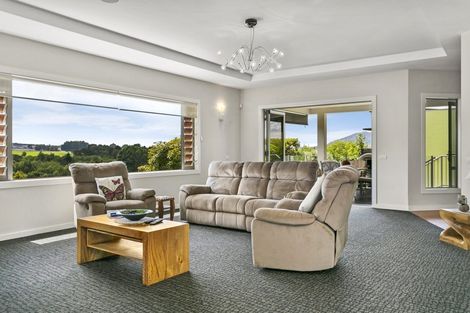 Photo of property in 1/13 Scenic Heights, Acacia Bay, Taupo, 3330