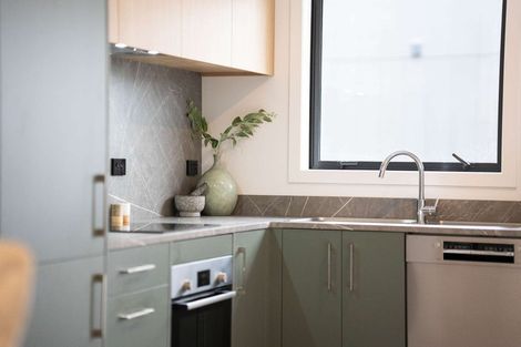 Photo of property in 4/5 Vesty Avenue, Hillcrest, Hamilton, 3216