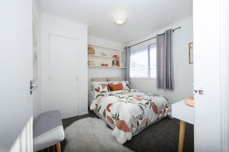 Photo of property in 27 Jupiter Street, Rosehill, Papakura, 2113