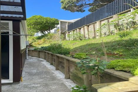 Photo of property in 1/4 Baroda Street, Khandallah, Wellington, 6035