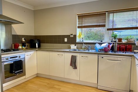 Photo of property in 41 Erlestoke Crescent, Churton Park, Wellington, 6037