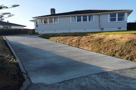 Photo of property in 70 Dimock Street, Titahi Bay, Porirua, 5022
