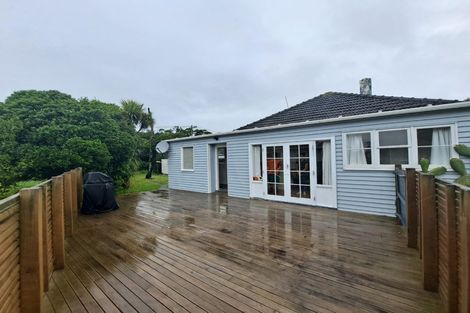 Photo of property in 35 Somerset Street, Brooklands, New Plymouth, 4310
