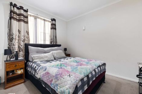 Photo of property in 24c/132 Stancombe Road, Flat Bush, Auckland, 2016