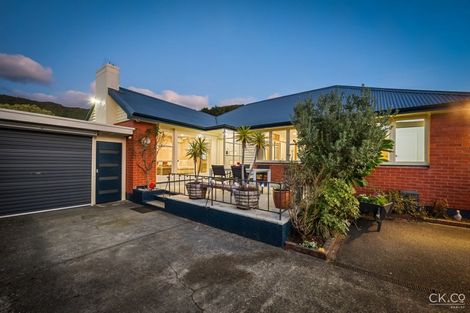 Photo of property in 4 Lockett Street, Waterloo, Lower Hutt, 5011