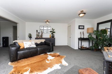 Photo of property in 15b Edward Street, Dannevirke, 4930