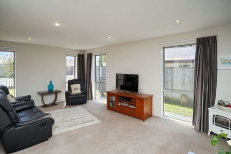 Photo of property in 28 Bank Street, Amberley, 7410