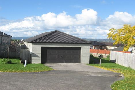 Photo of property in 13 Senator Drive, Manurewa, Auckland, 2105