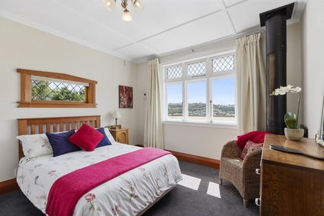 Photo of property in 191 Seatoun Heights Road, Miramar, Wellington, 6022