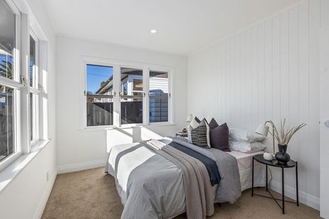 Photo of property in 17c Hamurana Place, Te Atatu Peninsula, Auckland, 0610