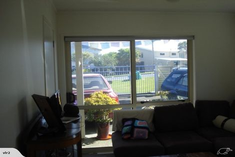 Photo of property in 1409 Whangaparaoa Road, Army Bay, Whangaparaoa, 0930