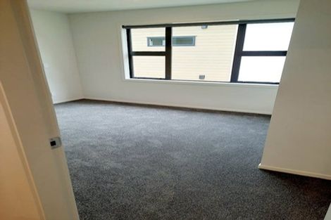 Photo of property in 2/240 Stokes Valley Road, Stokes Valley, Lower Hutt, 5019